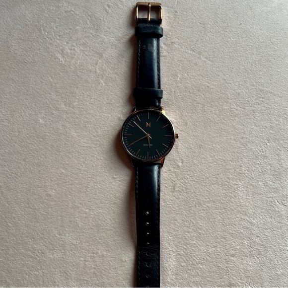 MVMT Boulevard Watch in Santa Monica Black - Picture 3 of 4